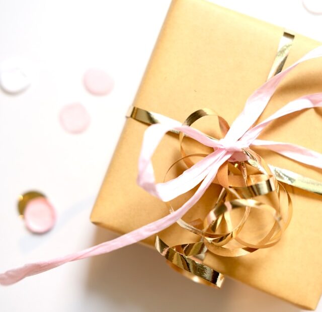 Unique Corporate Gift Ideas for Your Company Trip